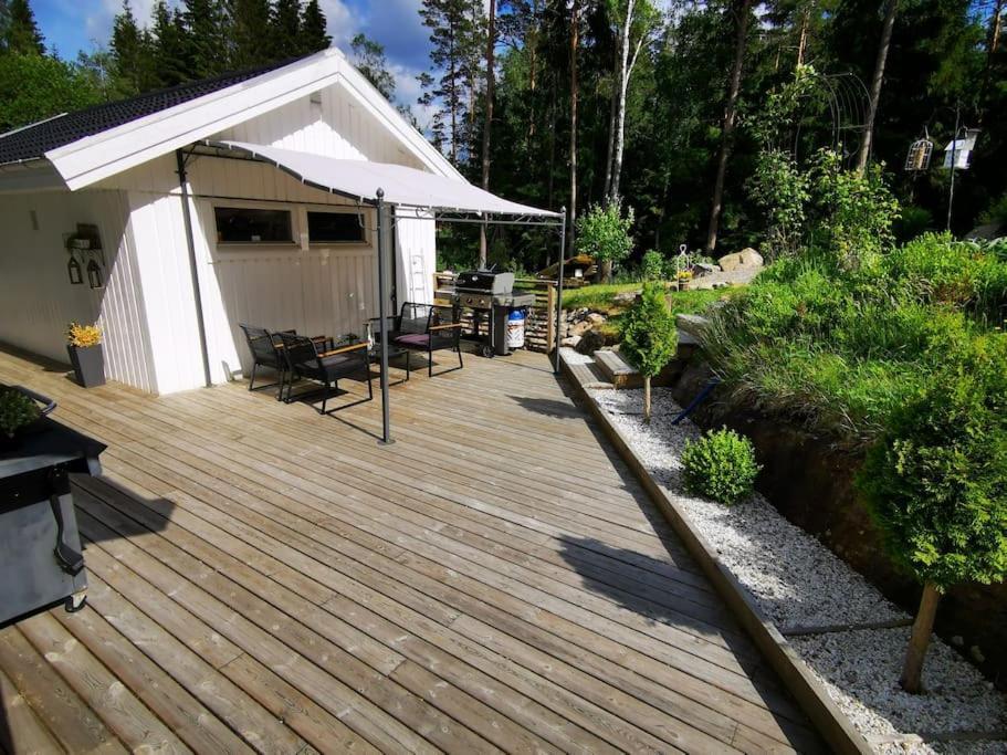 Family Friendly Villa With Sauna In The Nature Borås Kültér fotó