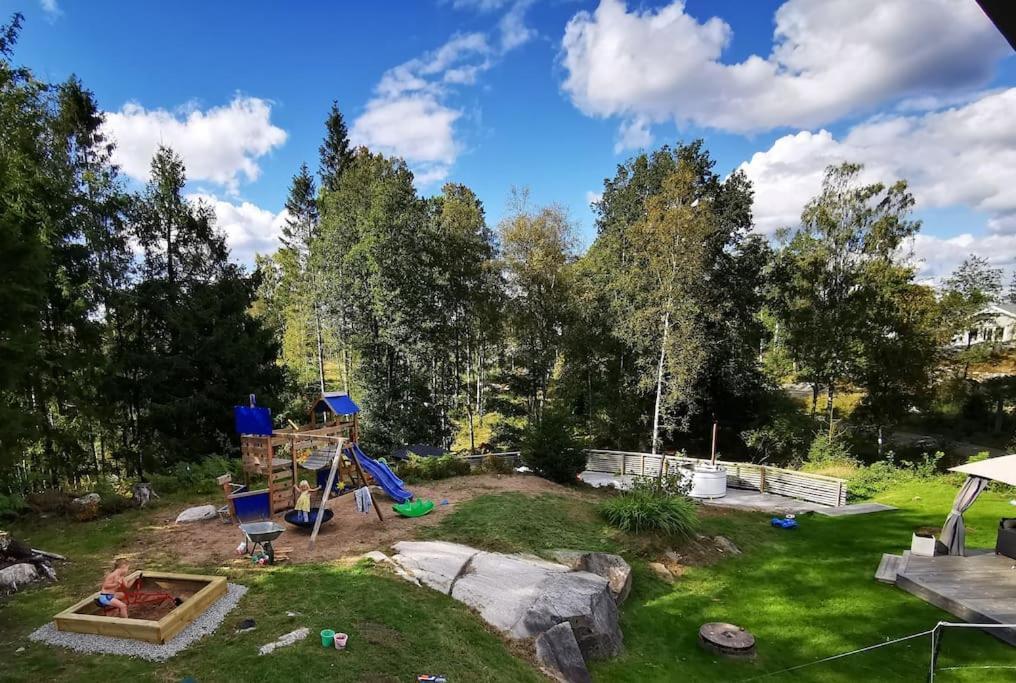 Family Friendly Villa With Sauna In The Nature Borås Kültér fotó