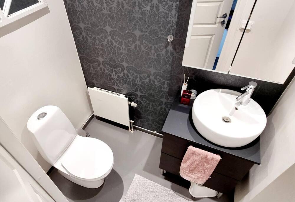 Family Friendly Villa With Sauna In The Nature Borås Kültér fotó